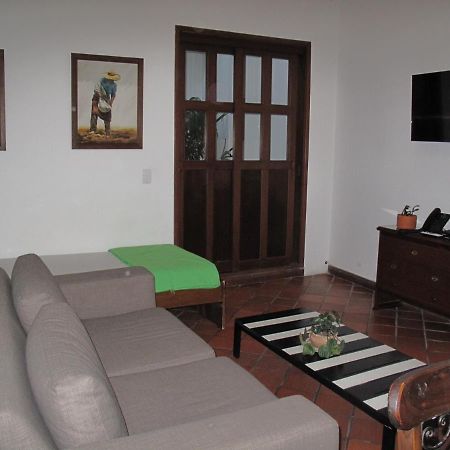 Hotel Colina De San Antonio كالي المظهر الخارجي الصورة