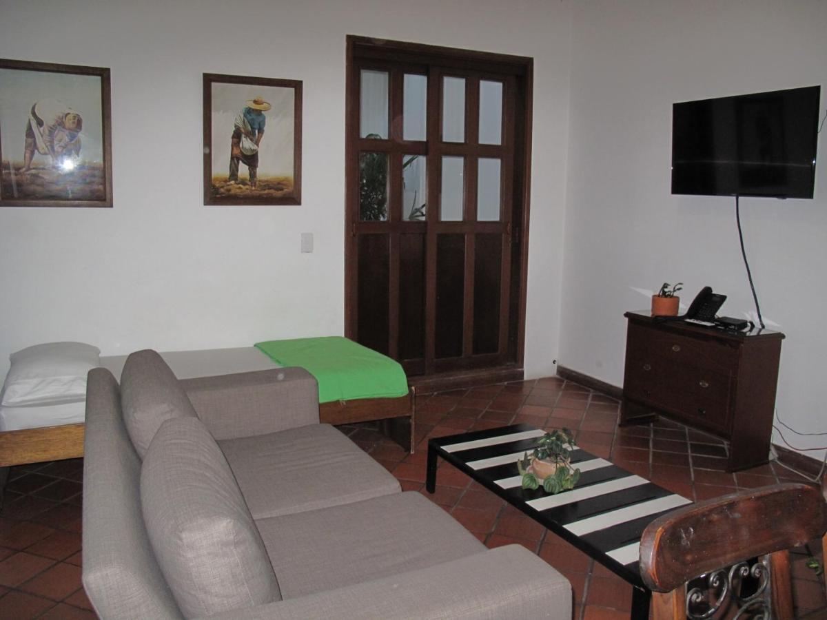 Hotel Colina De San Antonio كالي المظهر الخارجي الصورة
